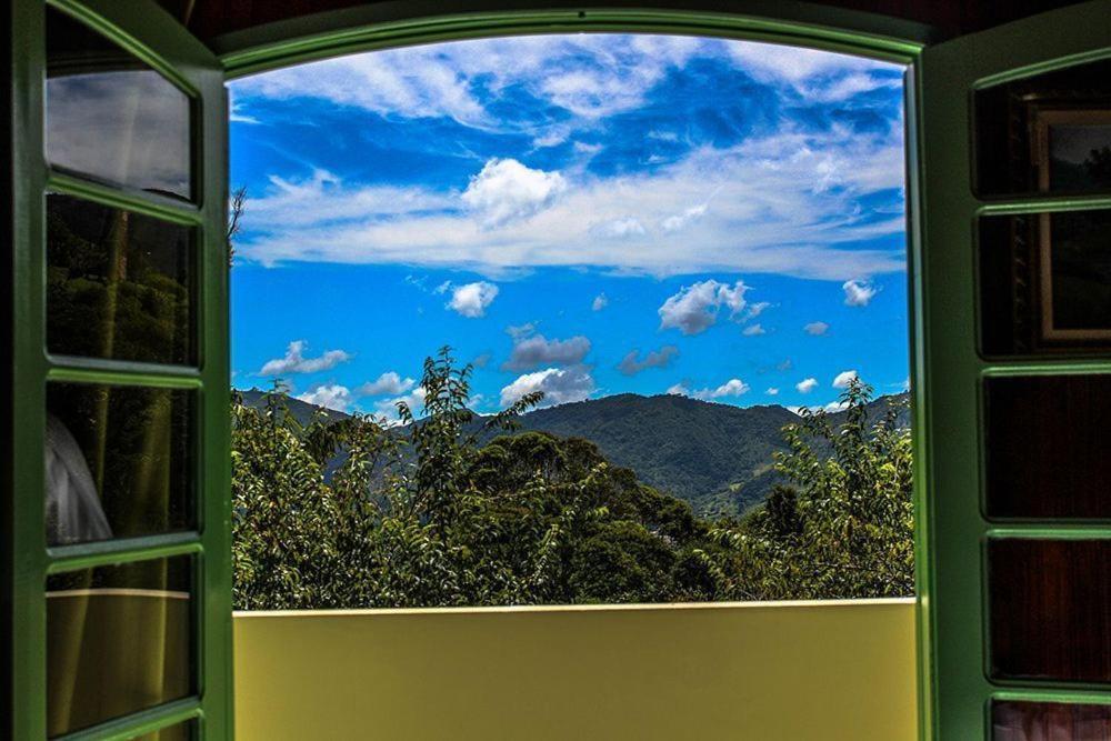 Hotel Fazenda Caledonia Inn Nova Friburgo Exterior photo